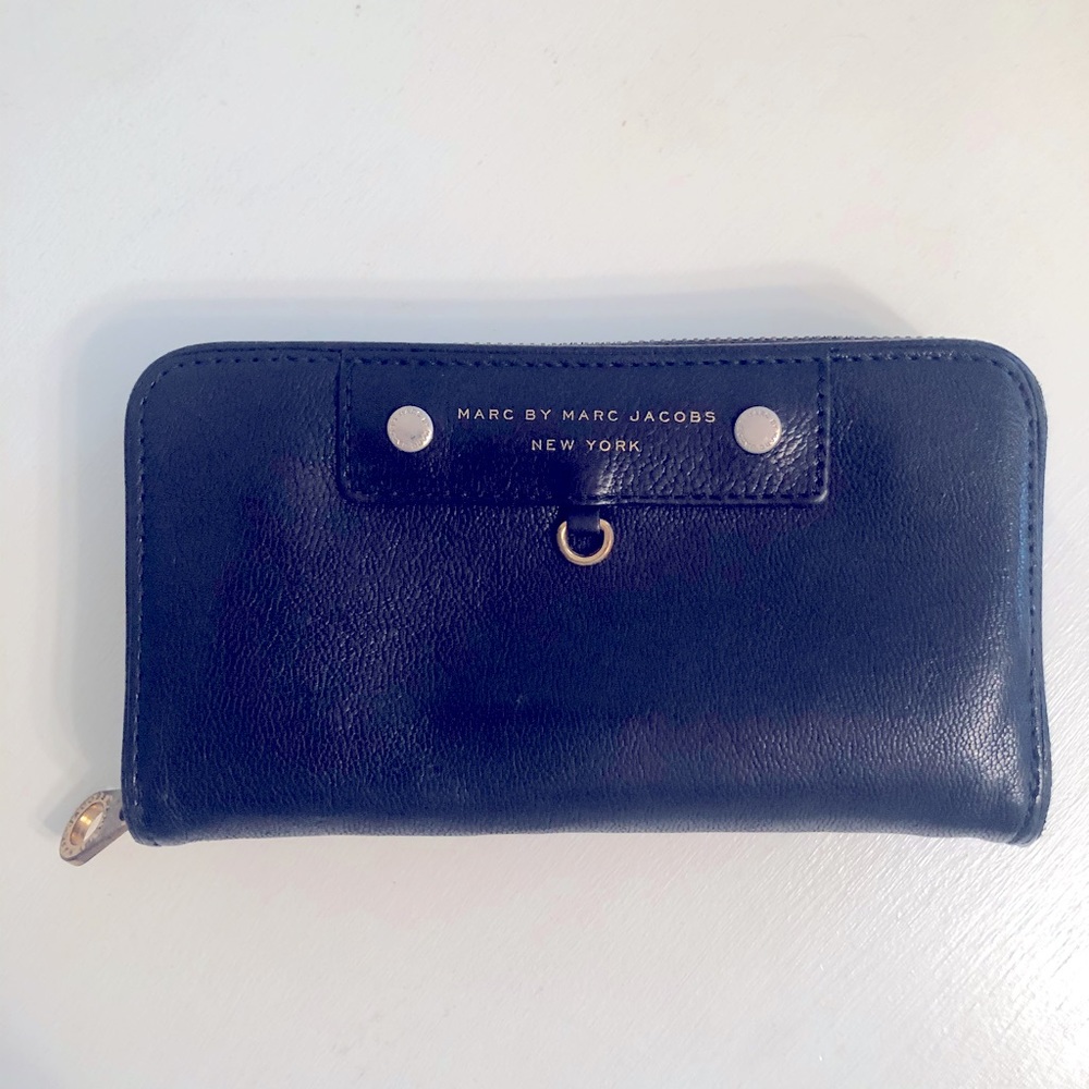 Marc by Marc Jacobs Zip Wallet